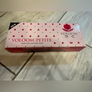 Brand New Voloom Hair Volumizing Iron